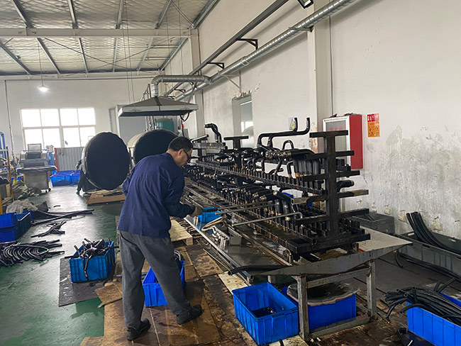 膠管生產(chǎn)車間